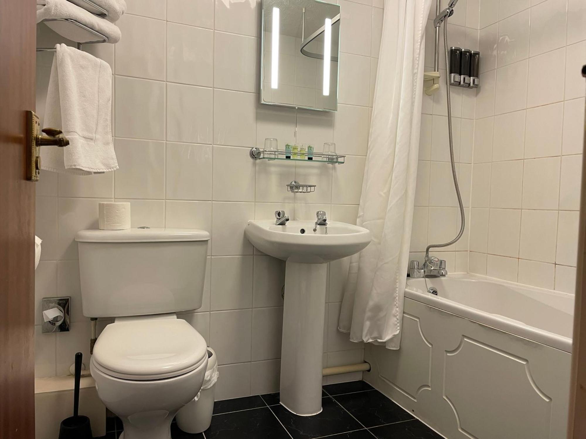 Keats Green Hotel Shanklin Esterno foto