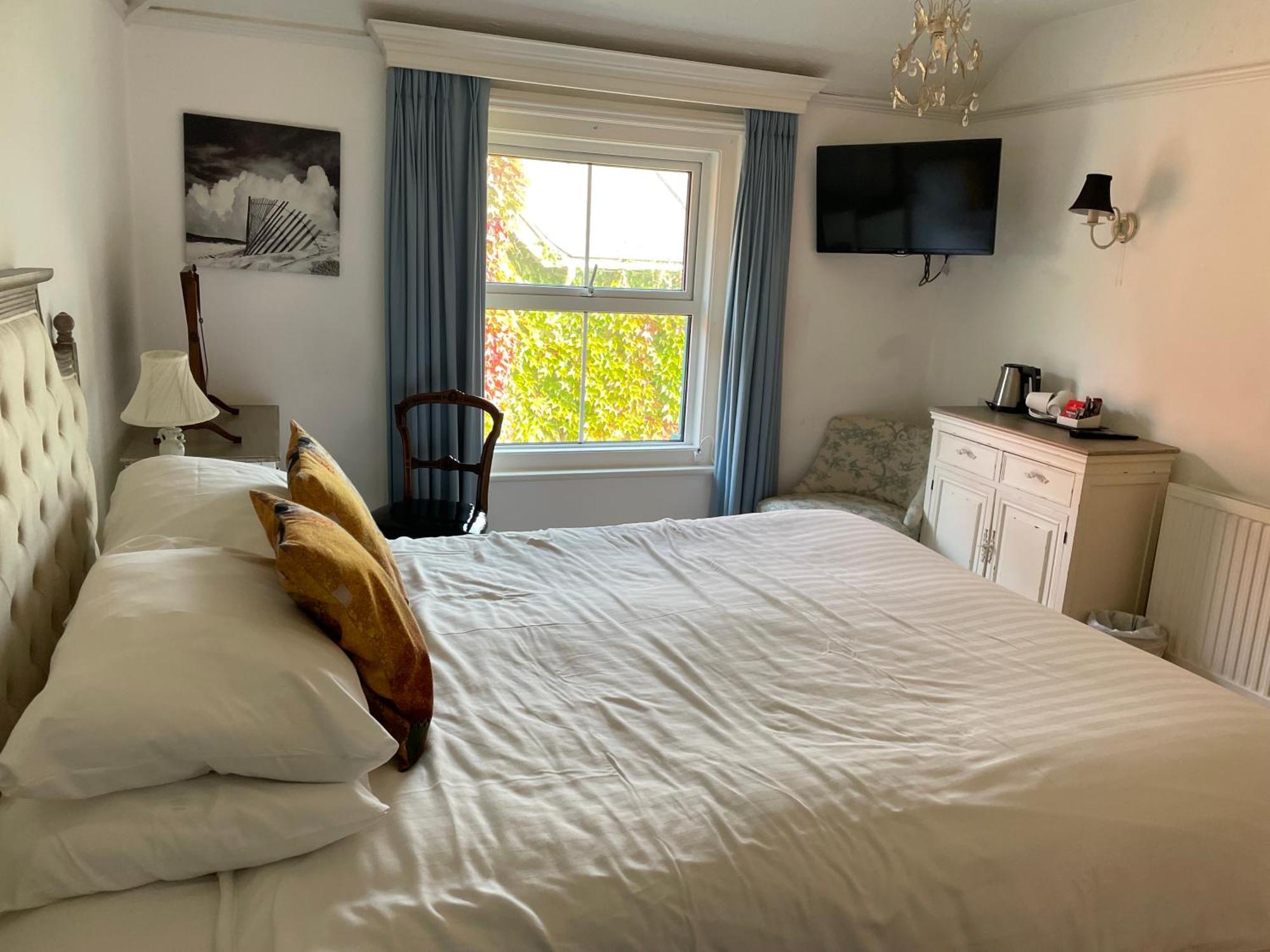 Keats Green Hotel Shanklin Esterno foto
