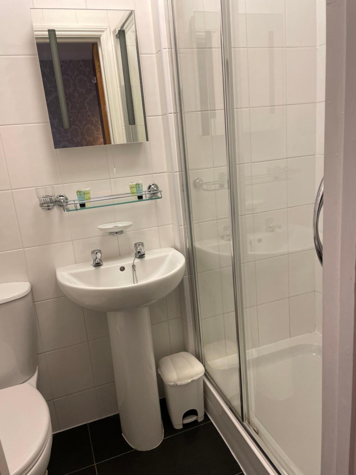 Keats Green Hotel Shanklin Esterno foto