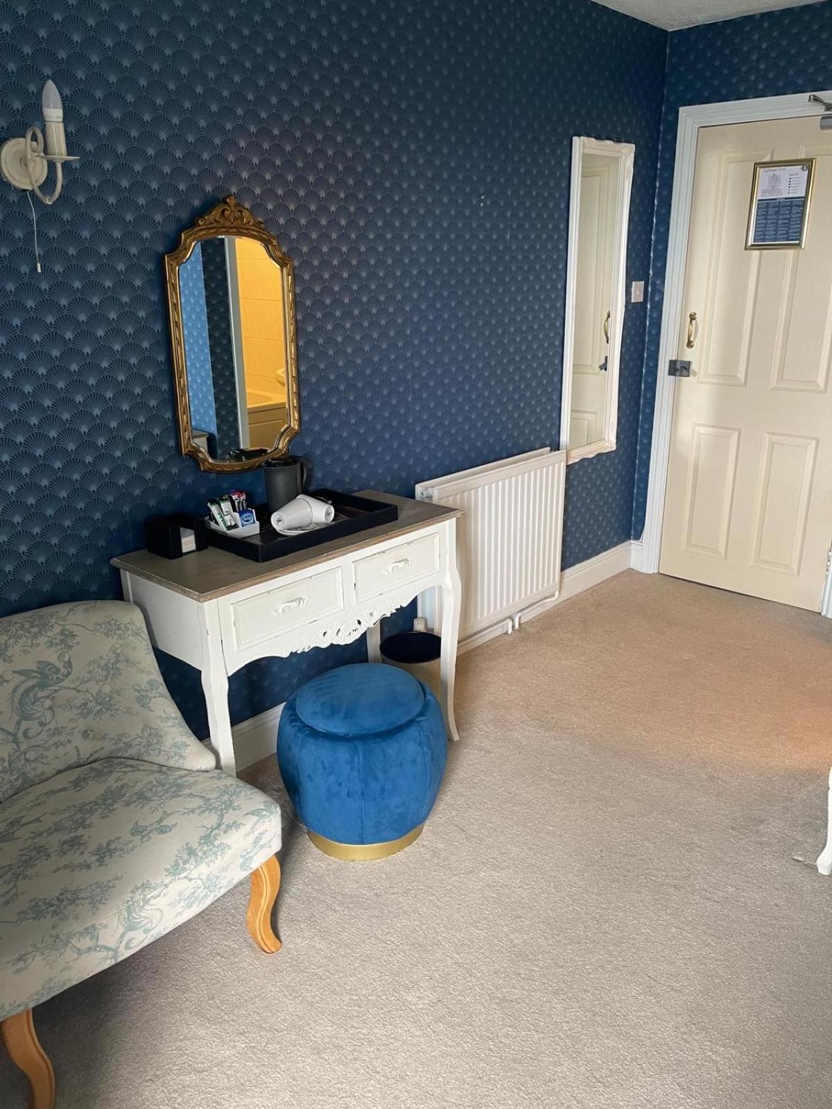 Keats Green Hotel Shanklin Esterno foto